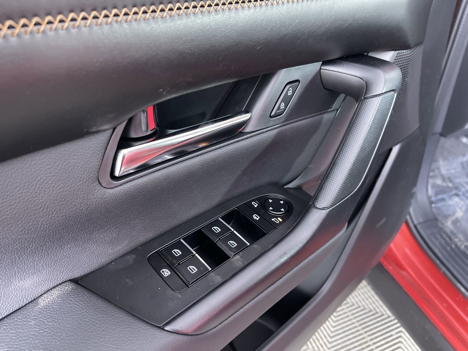 2025 Mazda CX-50 Premium Plus - Photo 15