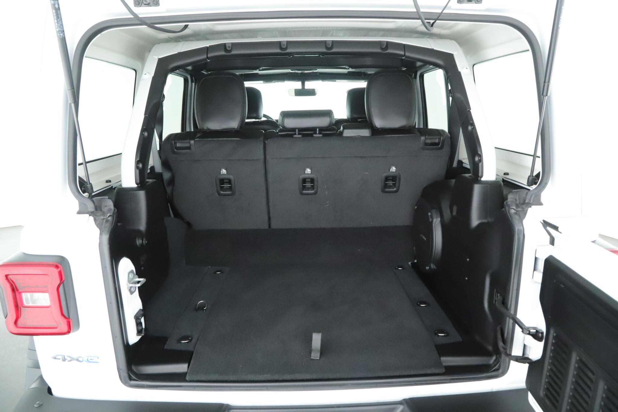 2022 Jeep Wrangler Unlimited Rubicon 4XE - Photo 20