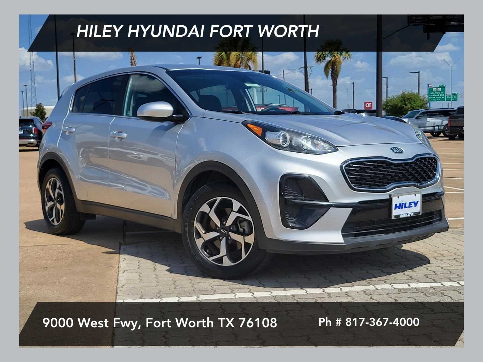 Used 2021 Sparkling Silver Kia LX image 1