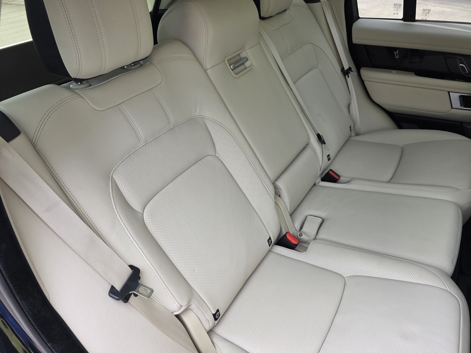 Used 2021 Santorini Black Metallic Land Rover P400 Westminster image 24