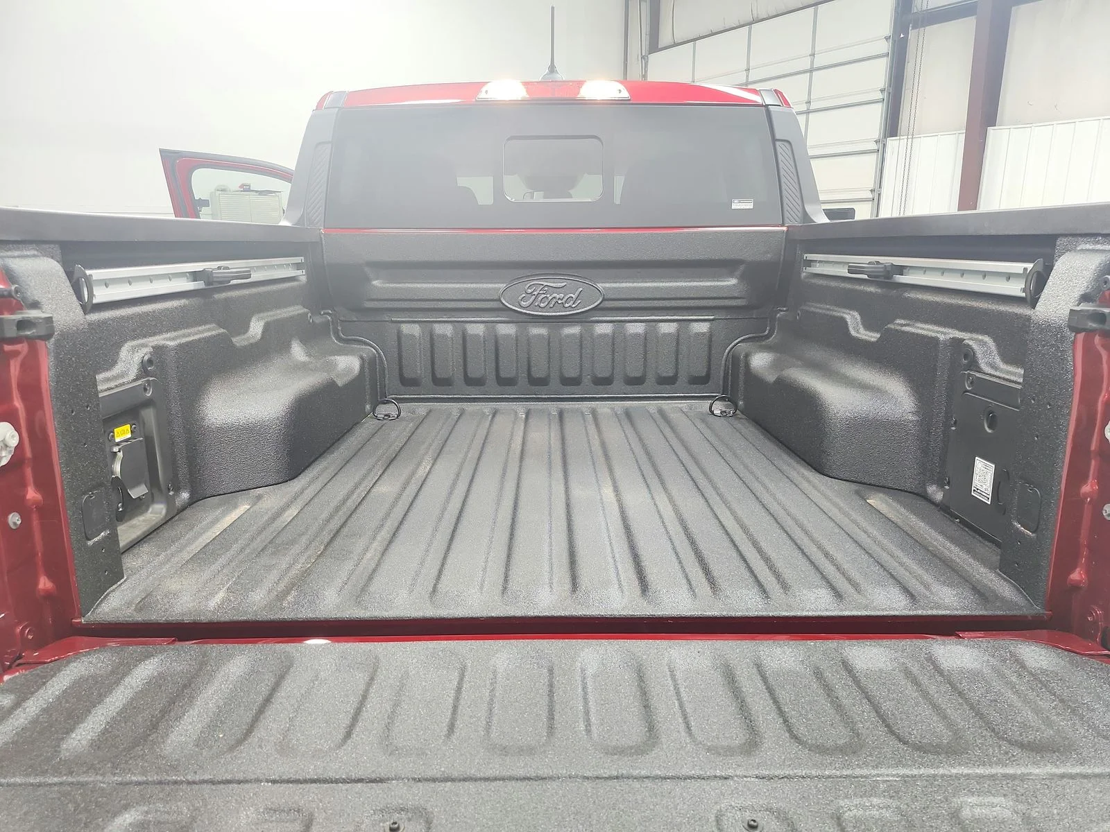 New 2026 Ruby Red Metallic Tinted Clearcoat Ford Lariat® image 46