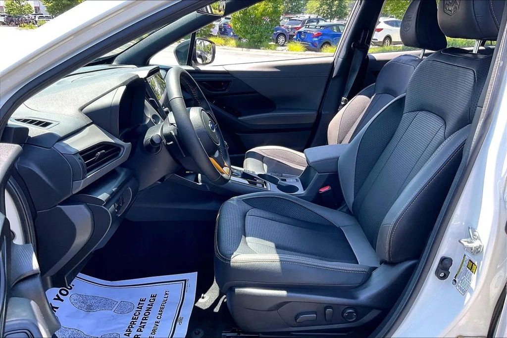Used 2025 White Subaru Wilderness image 28