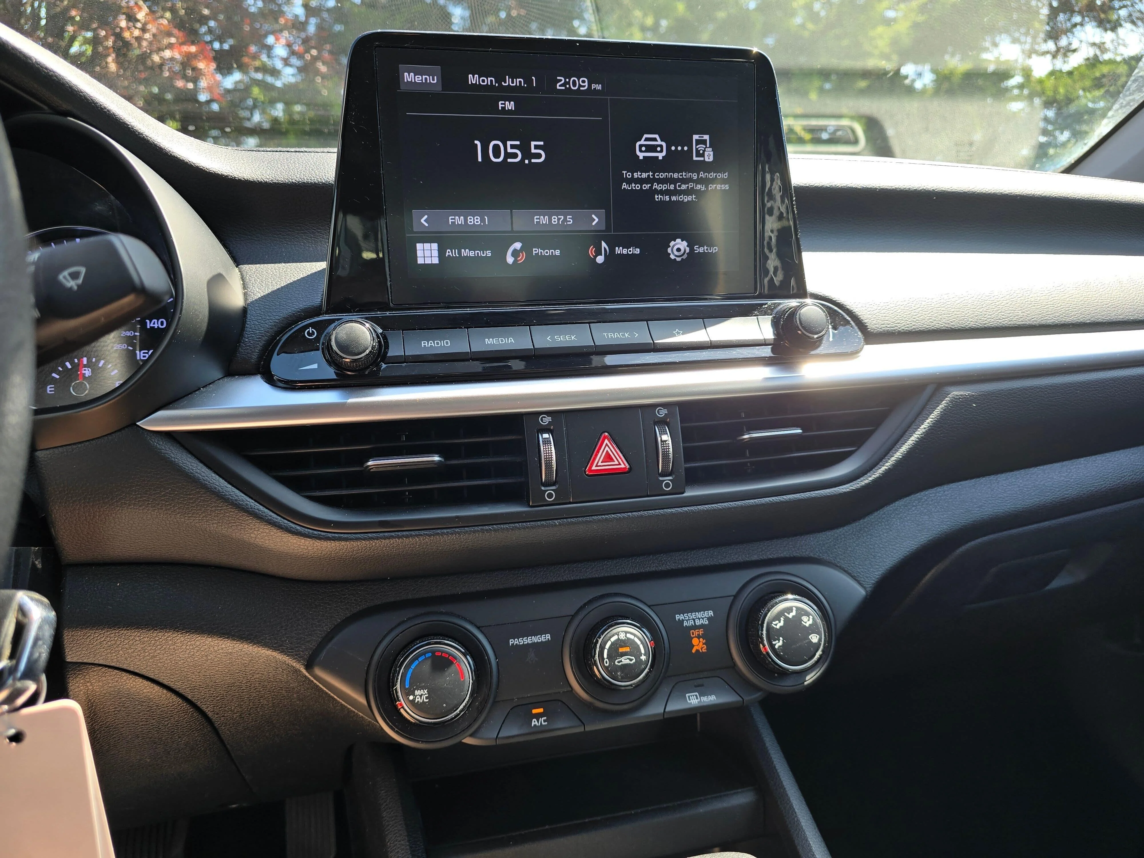 Used 2023 Gray Kia LXS image 18