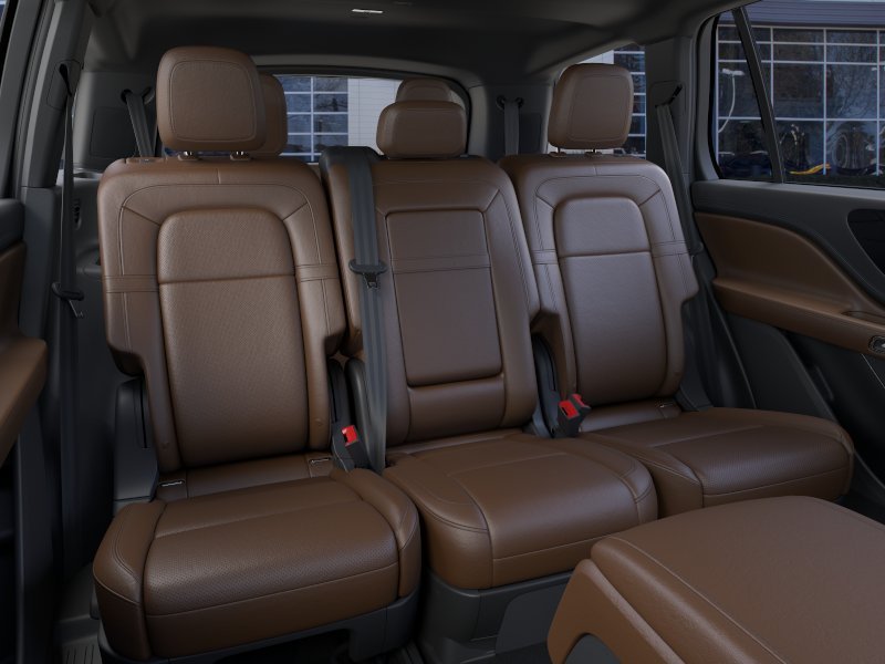 New 2026 Harbor Gray Clearcoat Lincoln Reserve® image 40