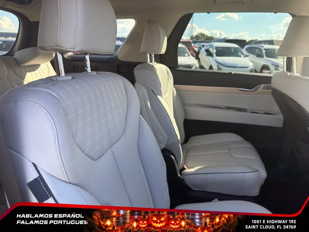 Used 2024 Red Hyundai Limited image 29