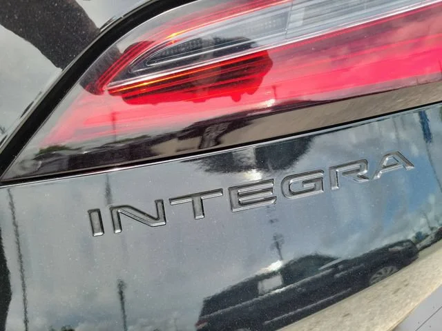 Used 2024  Acura BASE image 30