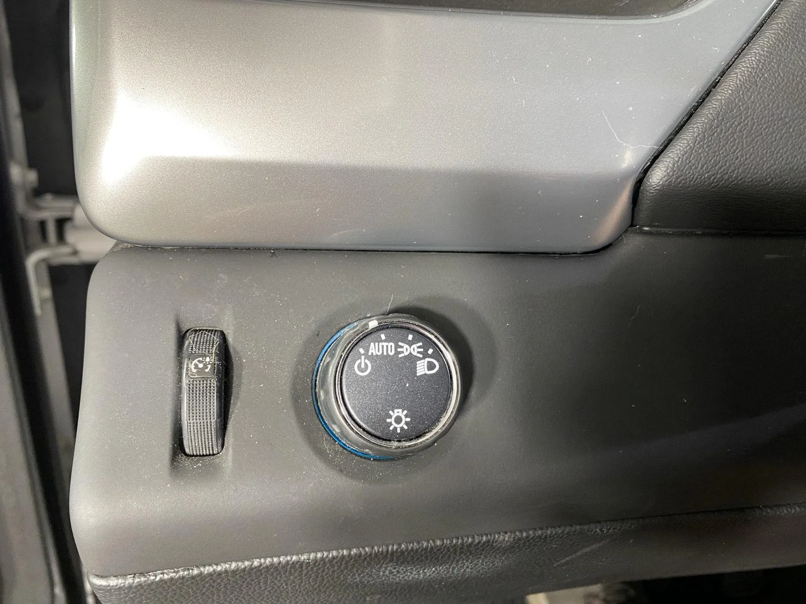 Used 2020 Silver Ice Metallic Chevrolet LT image 20