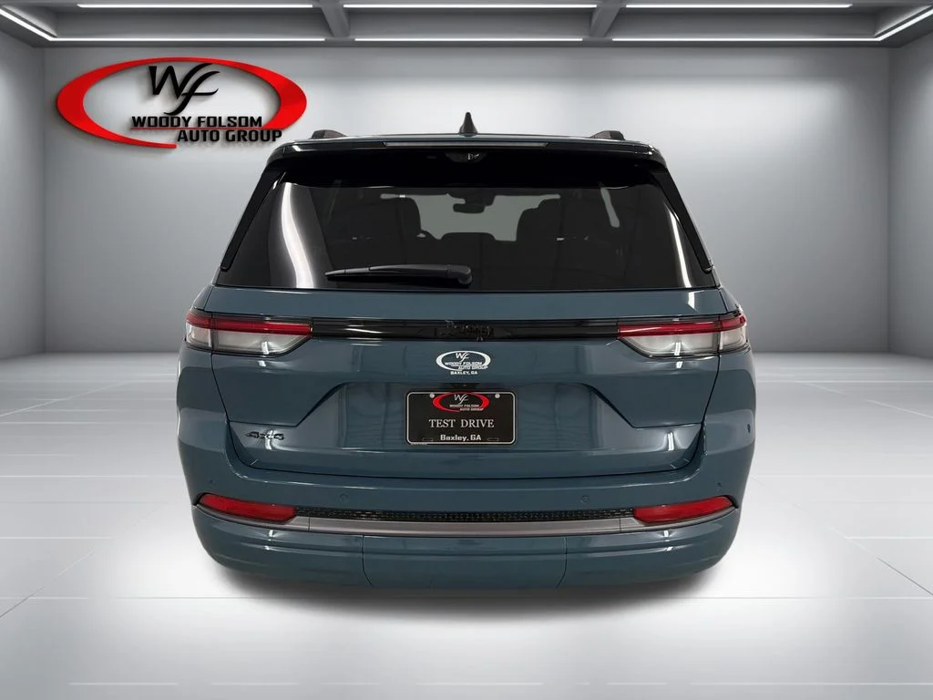New 2026 Steel Blue Exterior Paint Jeep Limited Reserve image 7