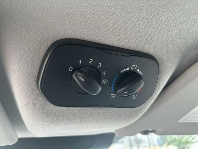 Used 2015 White Ford XLT image 36