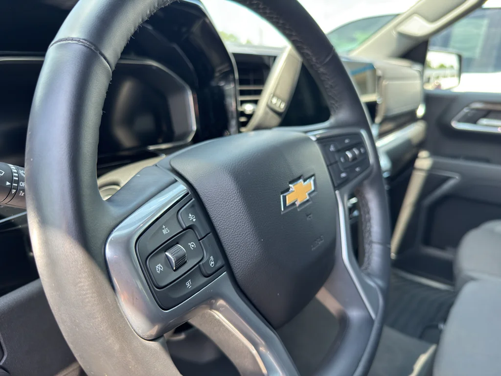 Used 2026 Black Chevrolet LT image 14