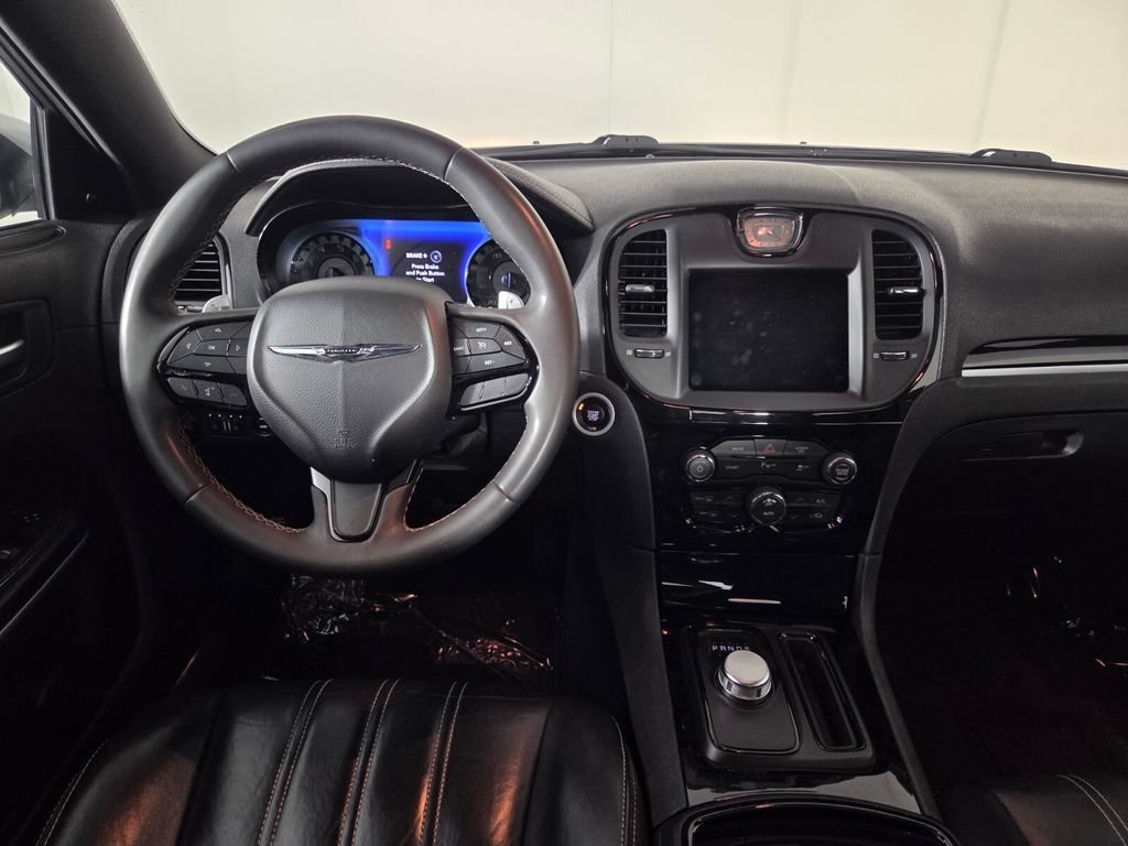 Used 2023 Silver Mist Clearcoat Chrysler 300S image 25