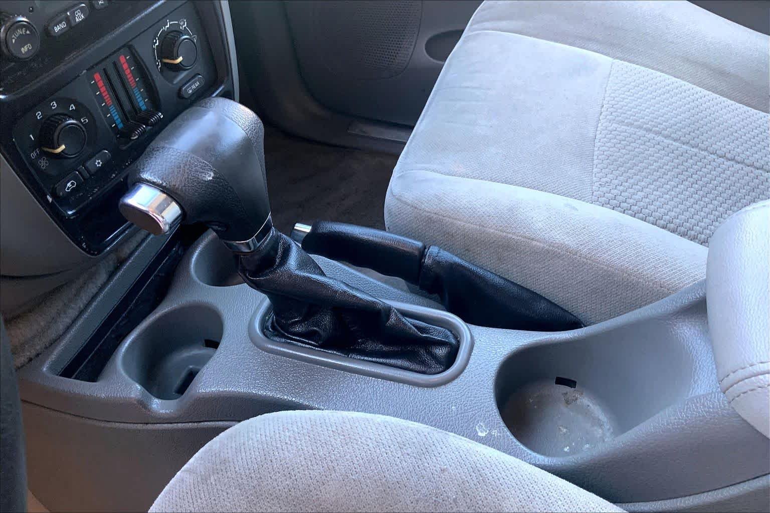 Used 2008 Black Chevrolet LT w/1LT image 16