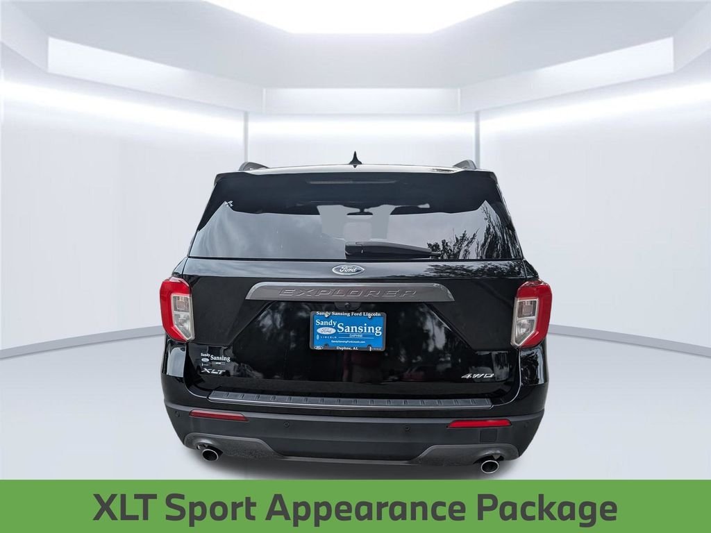 Used 2023 Black Metallic Ford XLT image 5