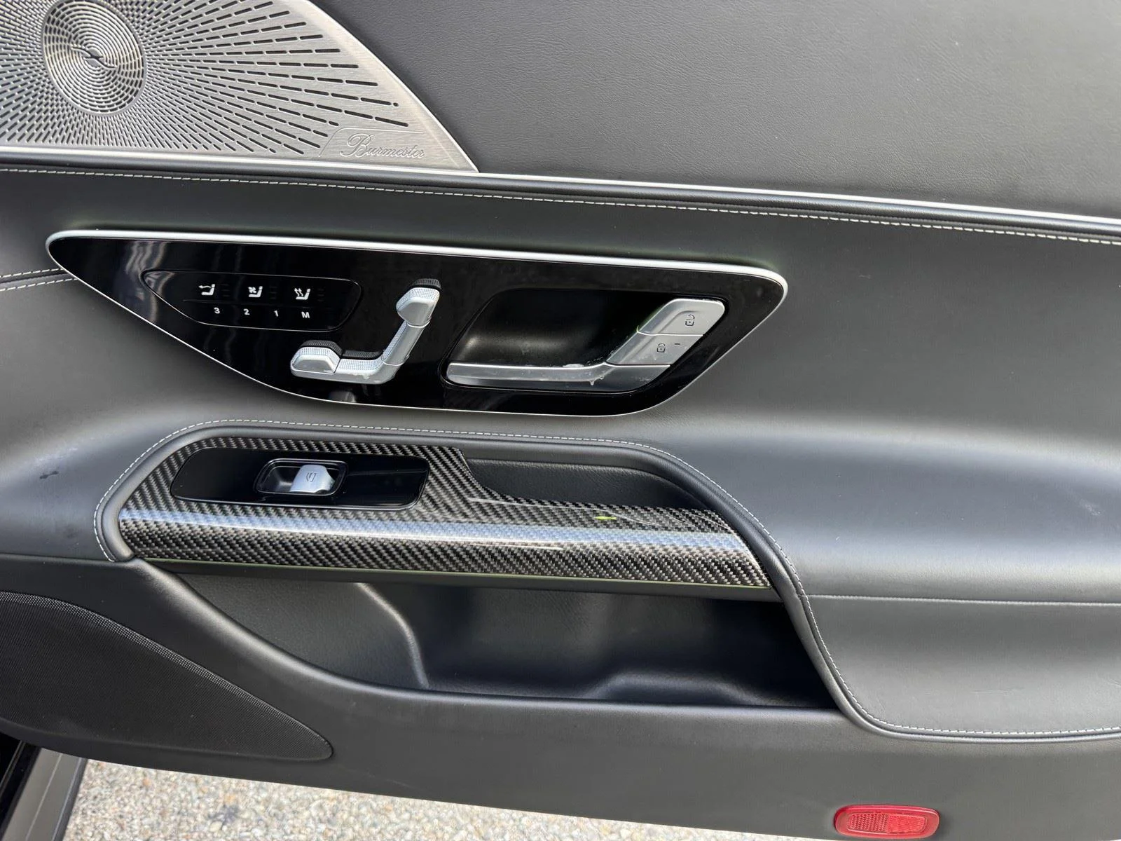Used 2022  Mercedes-Benz AMG® SL 63 image 19