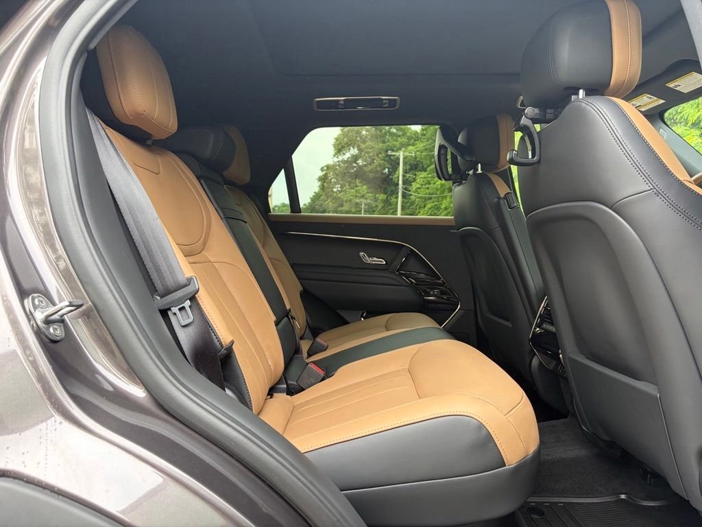 Used 2026 Gray Land Rover Dynamic SE image 20