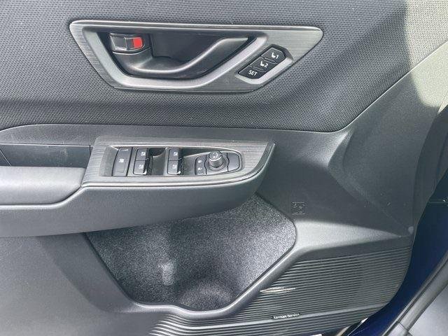 New 2026 SAPPHIRE BLUE PEARL Subaru Limited image 10