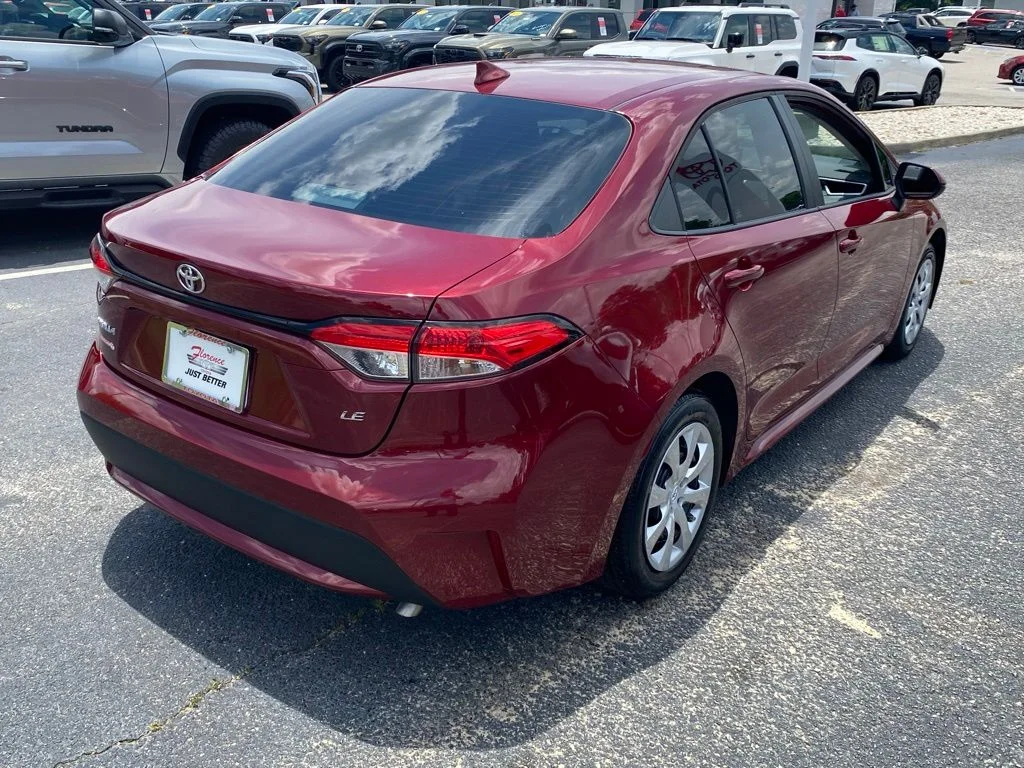 Used 2022 Red Toyota LE image 15