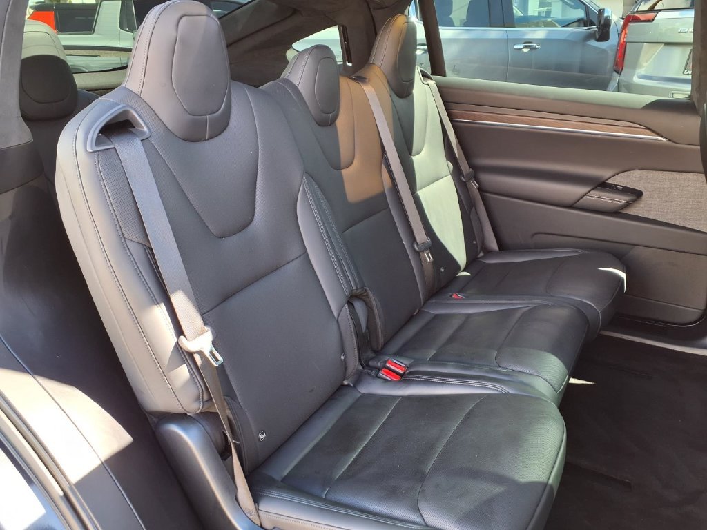Used 2024 Gray Tesla AWD image 21