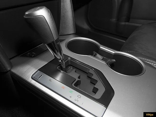 Used 2013 Super White Toyota LE image 9
