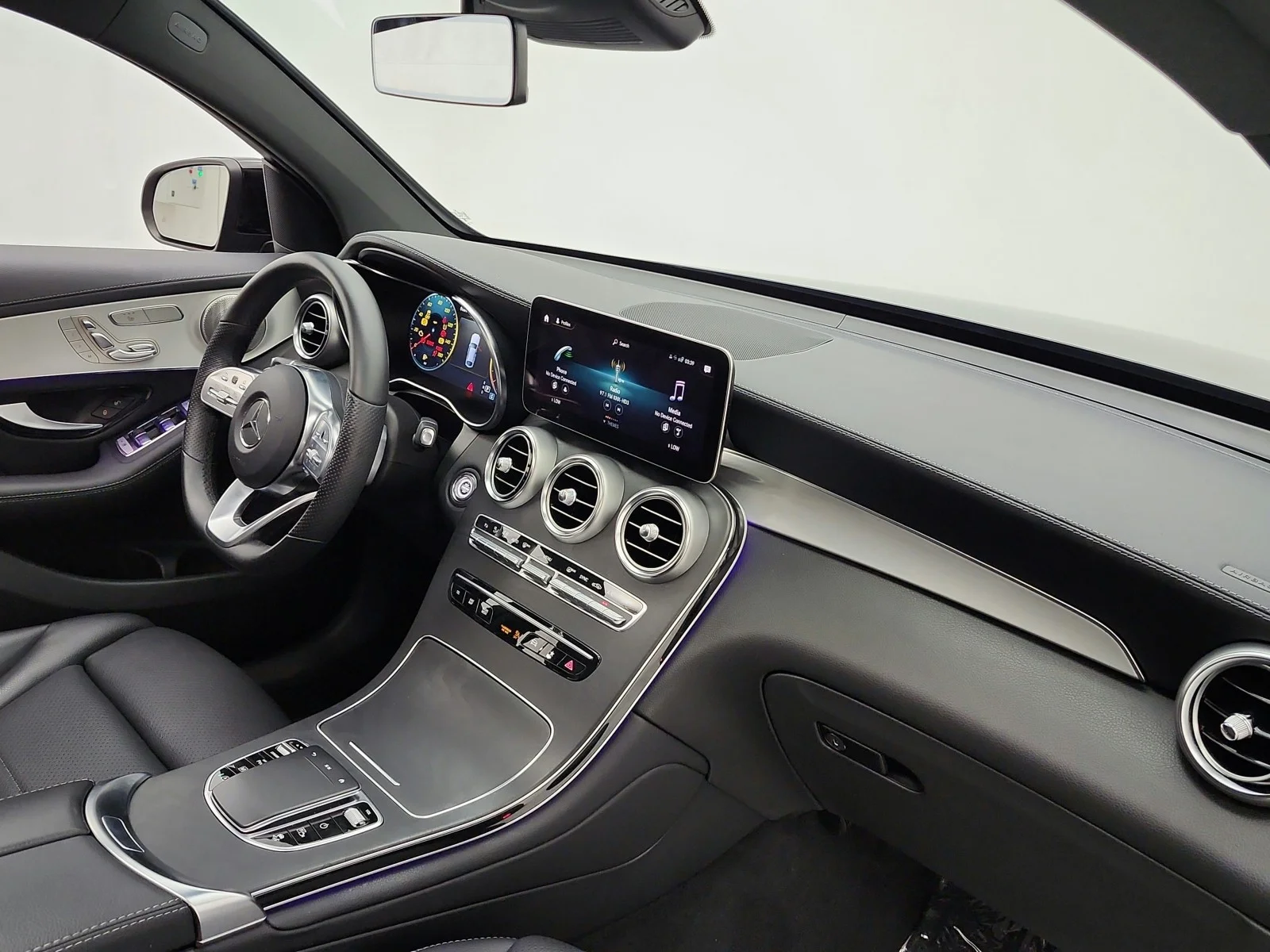 Used 2023 Black Mercedes-Benz GLC 300 4MATIC® Coupe image 25