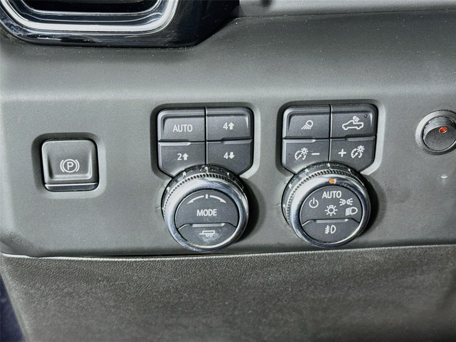 Used 2024 Titanium Rush Metallic GMC Denali Ultimate image 10