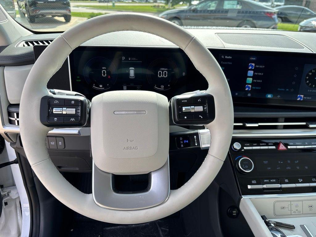 New 2026 White Hyundai SE image 20