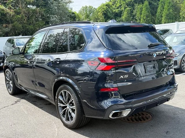 Certified Used 2024 Carbon Black Metallic BMW xDrive40i image 6