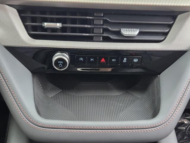 New 2026 Star White Metallic Tri-Coat Ford Active image 34
