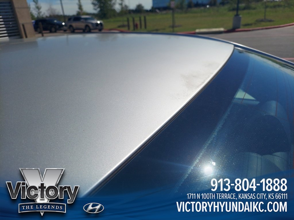 Used 2012 Silver Toyota SE image 5