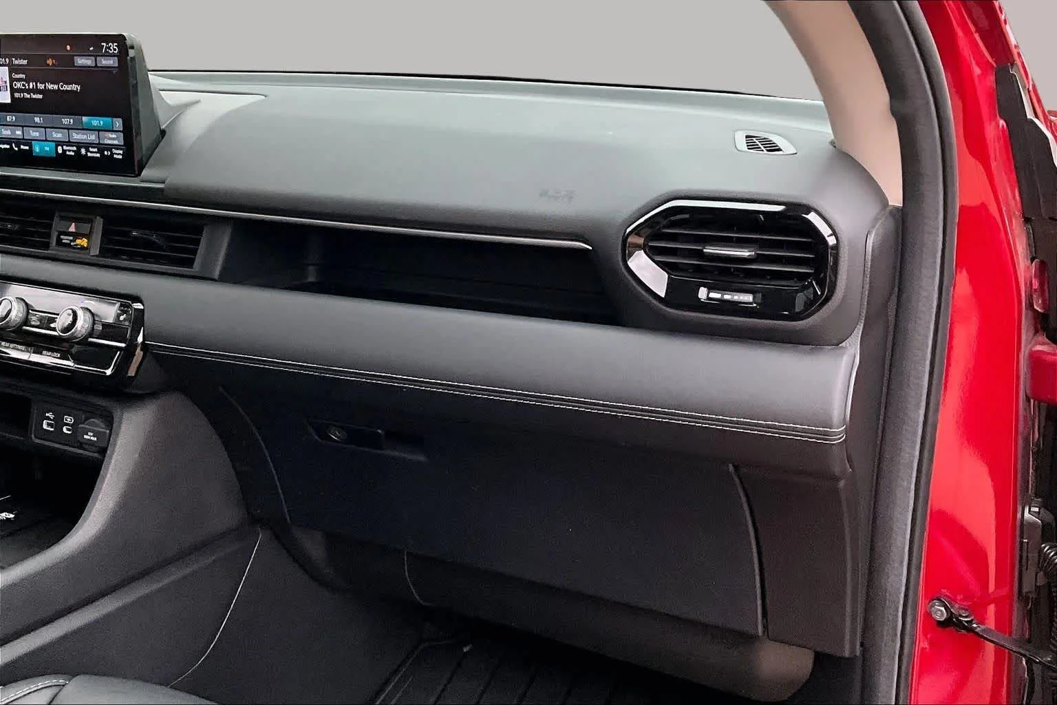 2025 Honda Pilot Touring - Photo 35
