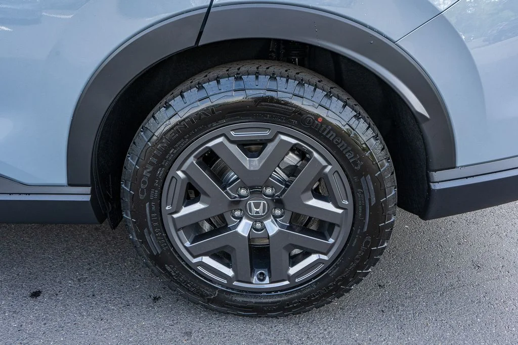 New 2026 Urban Gray Pearl Honda TrailSport image 10