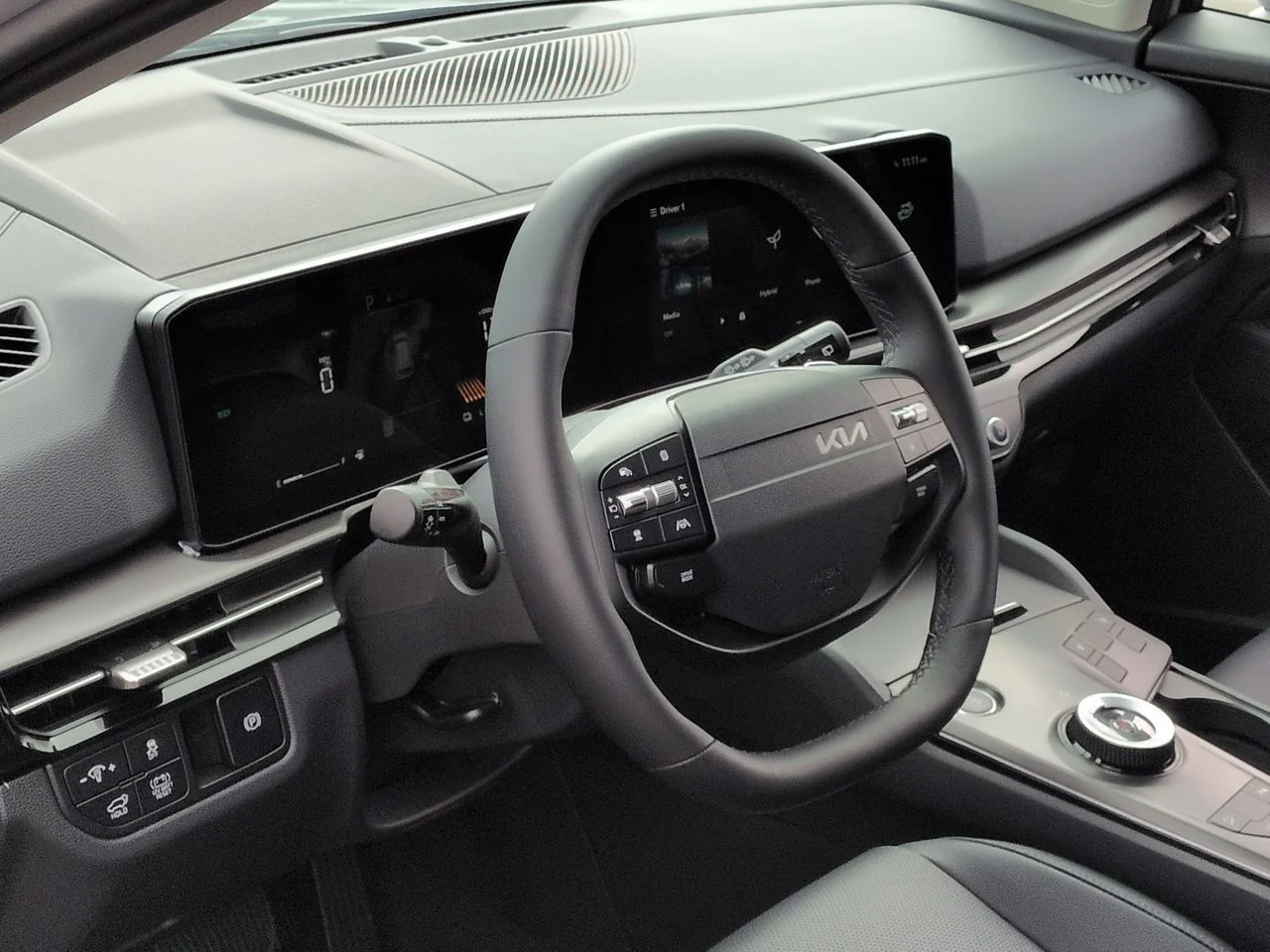 New 2026 Wolf Gray Kia EX image 10