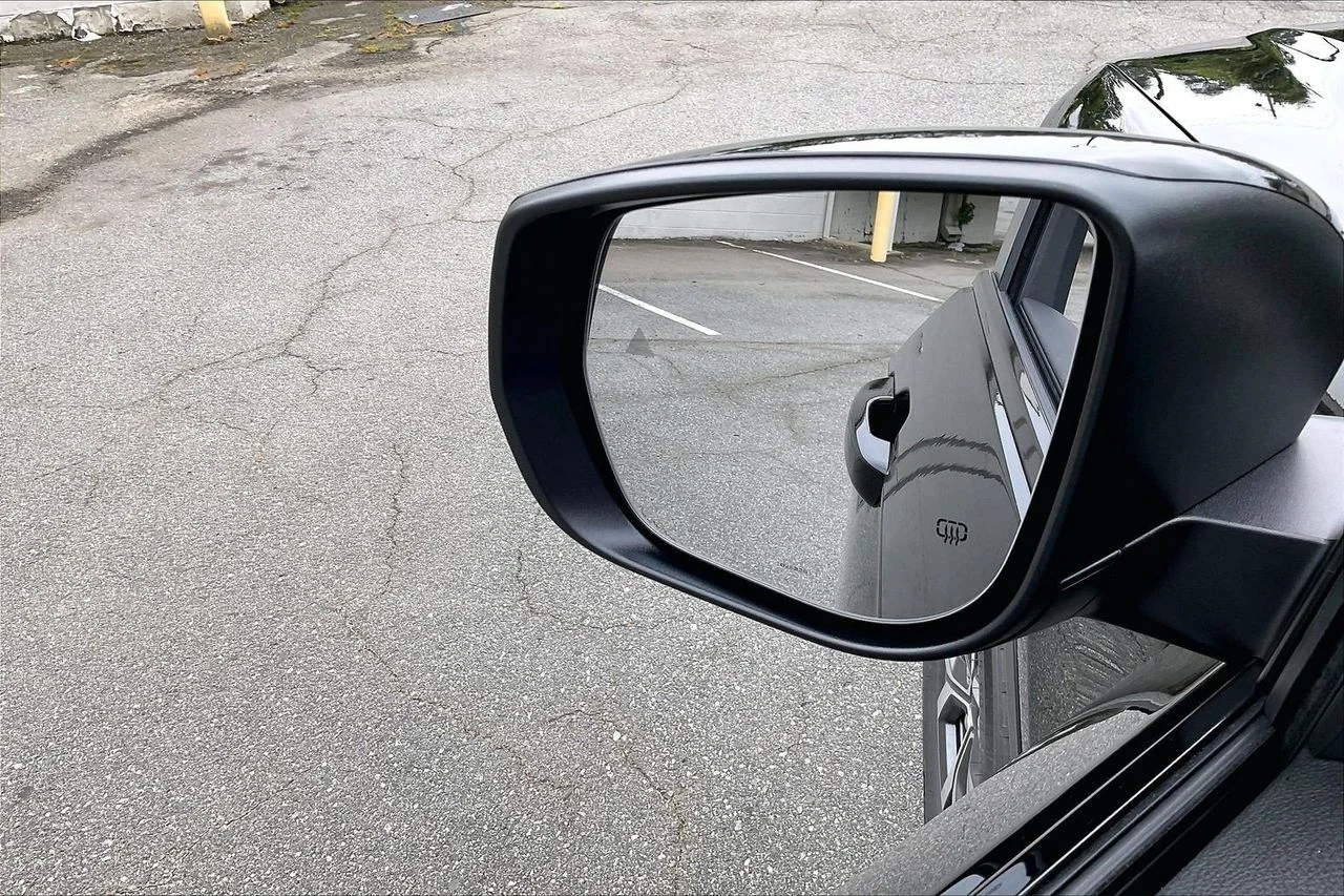 New 2027 High Gloss Black Jeep Laredo image 23