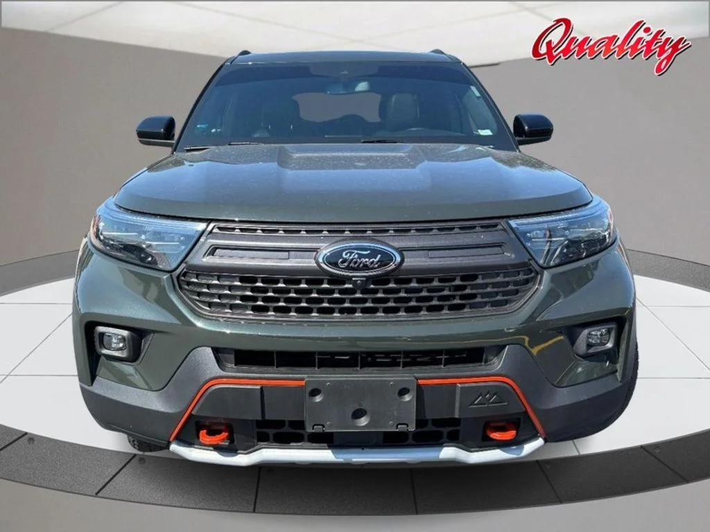 Used 2022 Forged Green Metallic Ford Timberline image 10