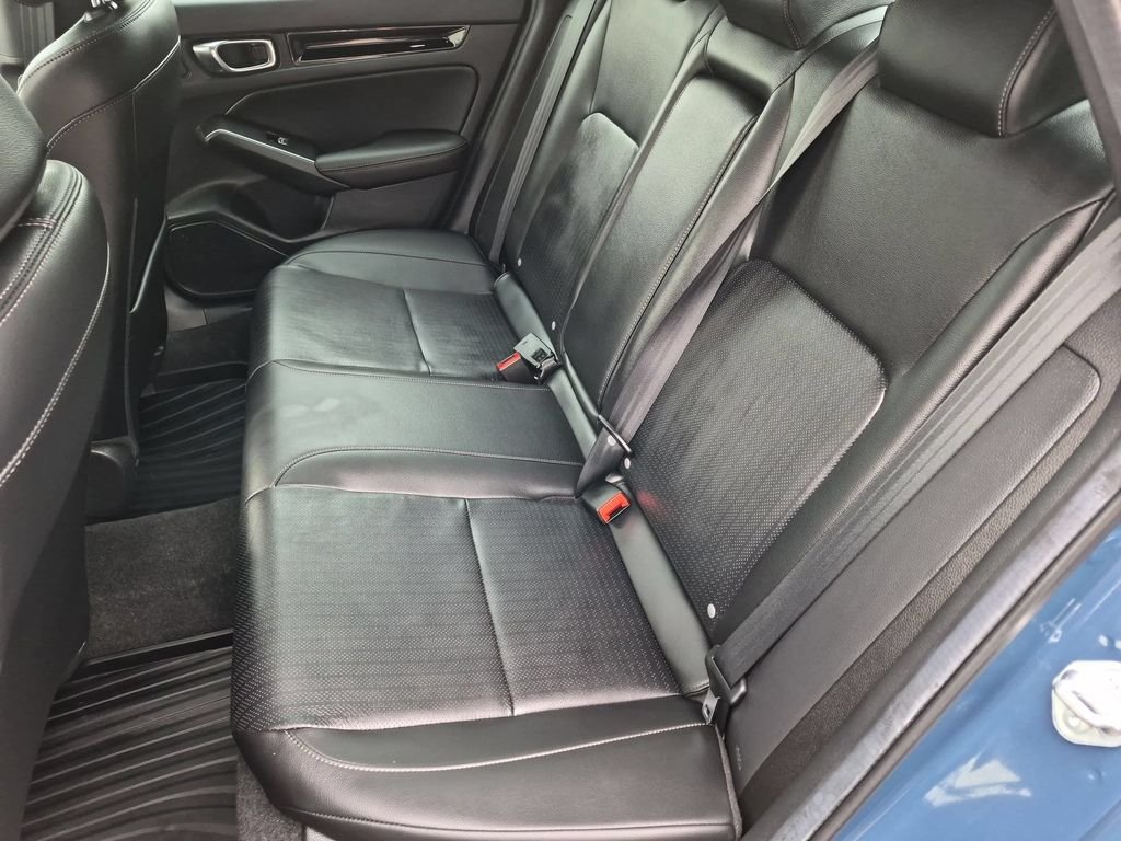Used 2025  Honda Sport image 19