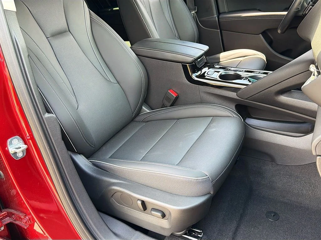 Used 2023 Cinnabar Metallic Buick Essence image 28