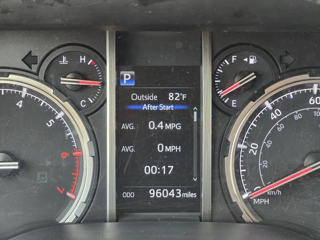 2022 Toyota 4Runner Limited - Photo 36