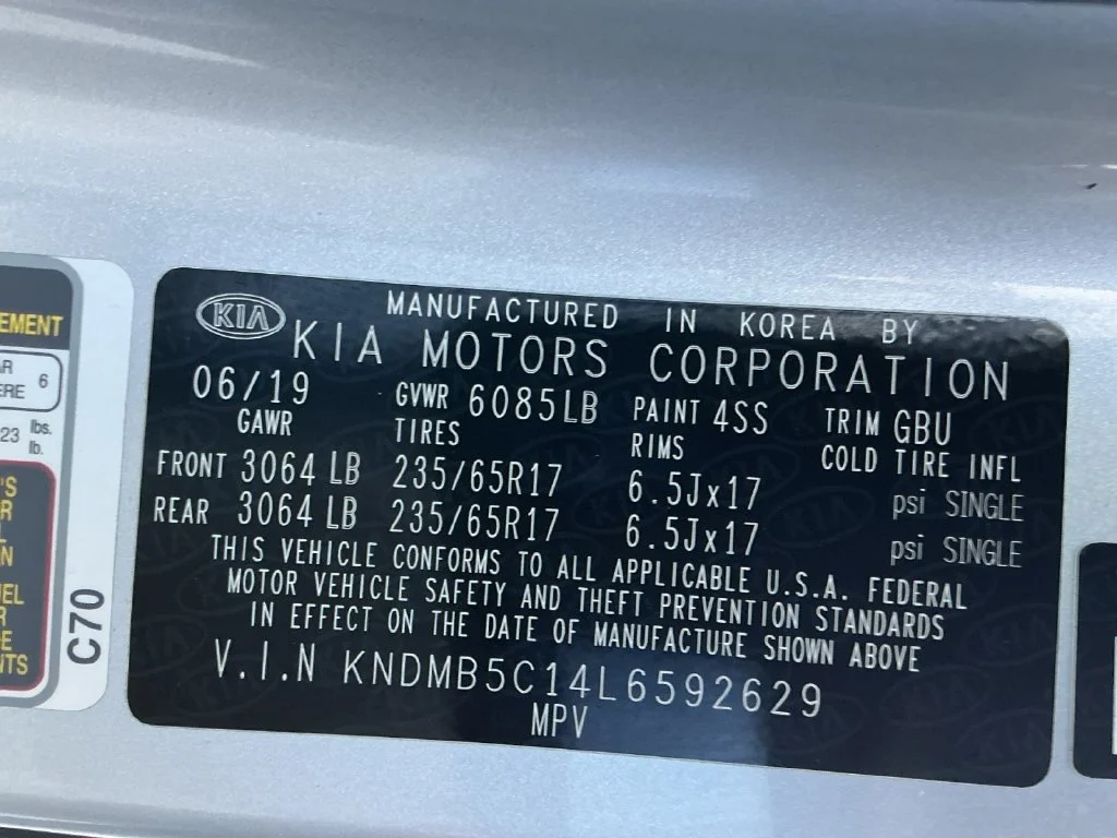 Used 2020 Silver Kia LX image 31