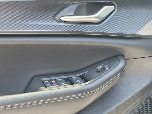 Used 2024 Gray Jeep Altitude X image 19