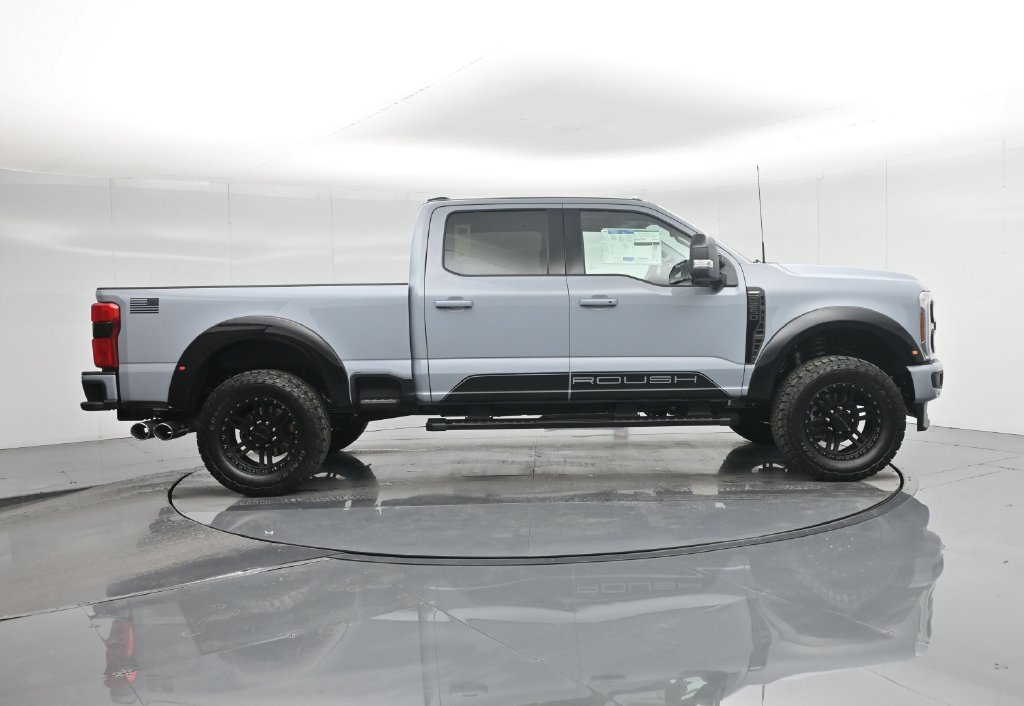 New 2026 Glacier Gray Metallic Tri-Coat Ford Lariat image 30