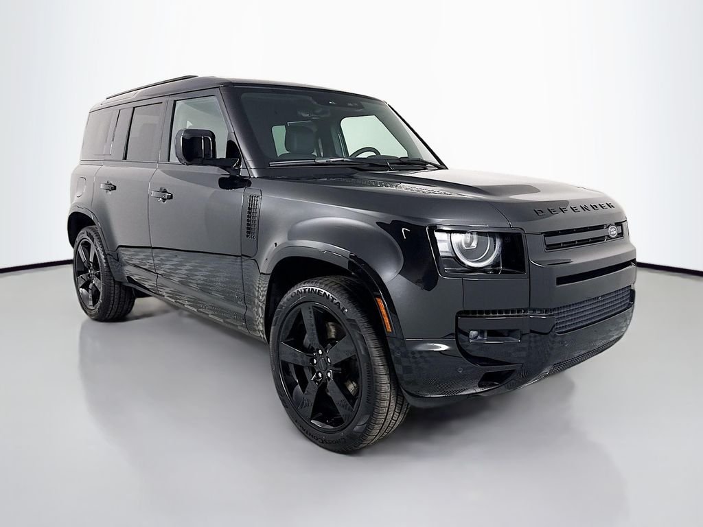New 2026 Santorini Black Land Rover X-Dynamic SE image 7