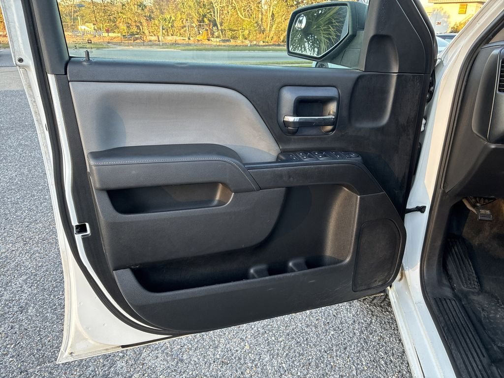 Used 2014 White Chevrolet Work Truck image 18