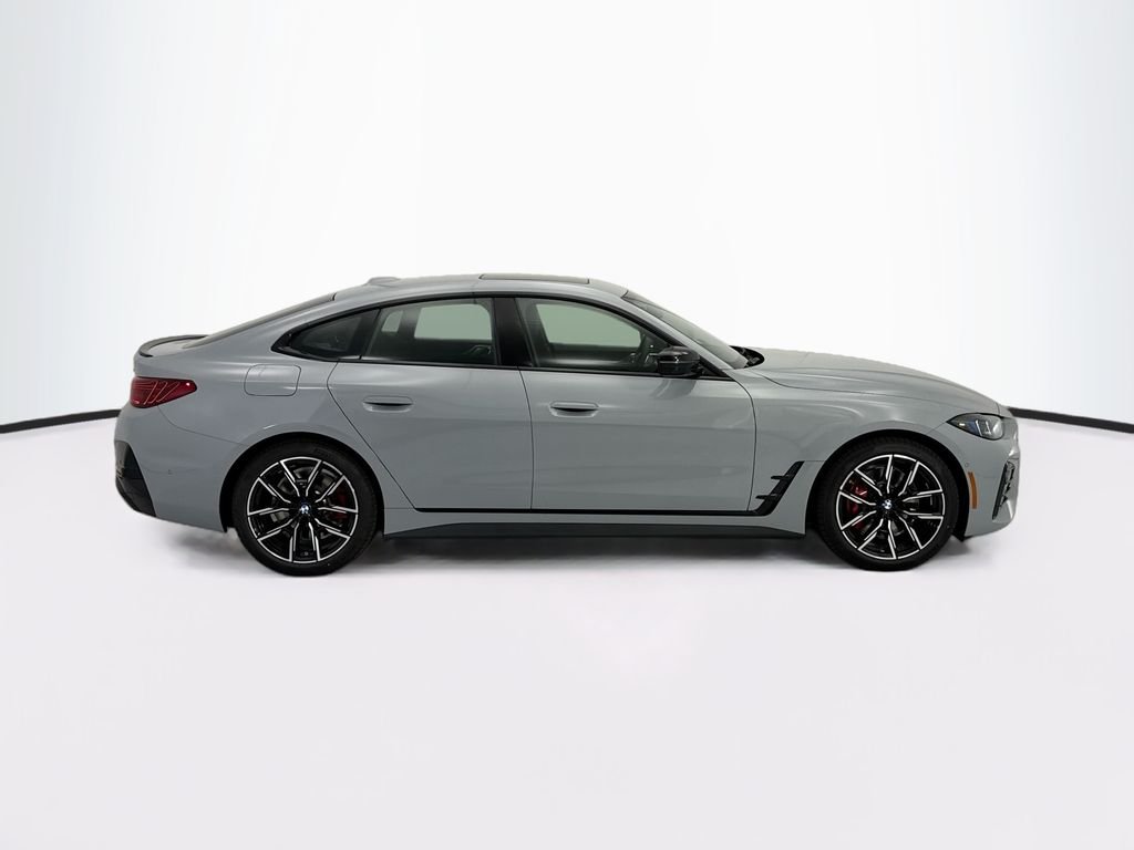 New 2026 Gray Metallic BMW xDrive40 image 4