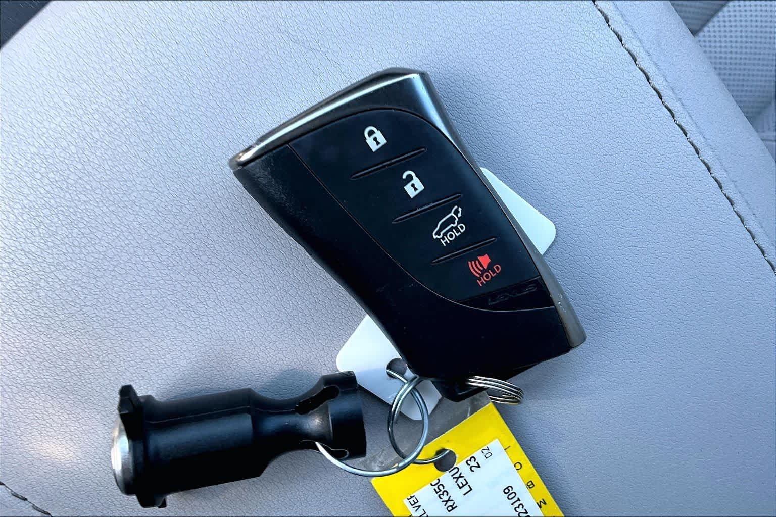 Used 2023 Iridium Lexus Premium image 14