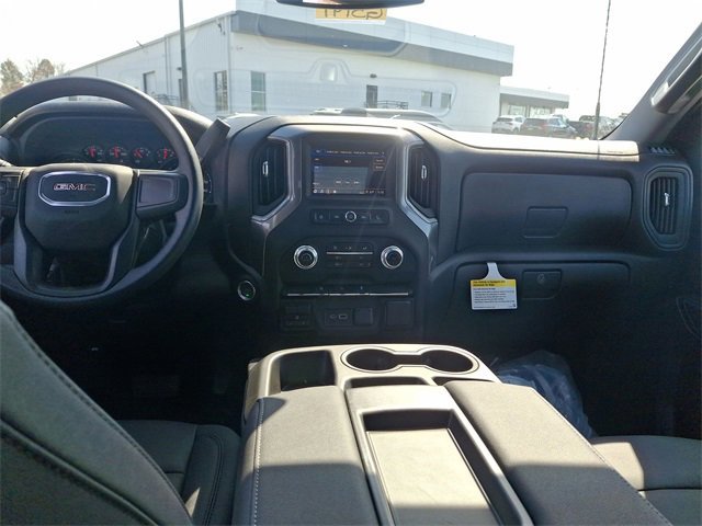 2025 GMC Sierra 3500HD Pro - Photo 10