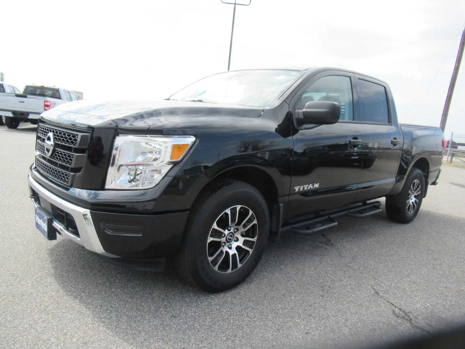 2023 Nissan Titan