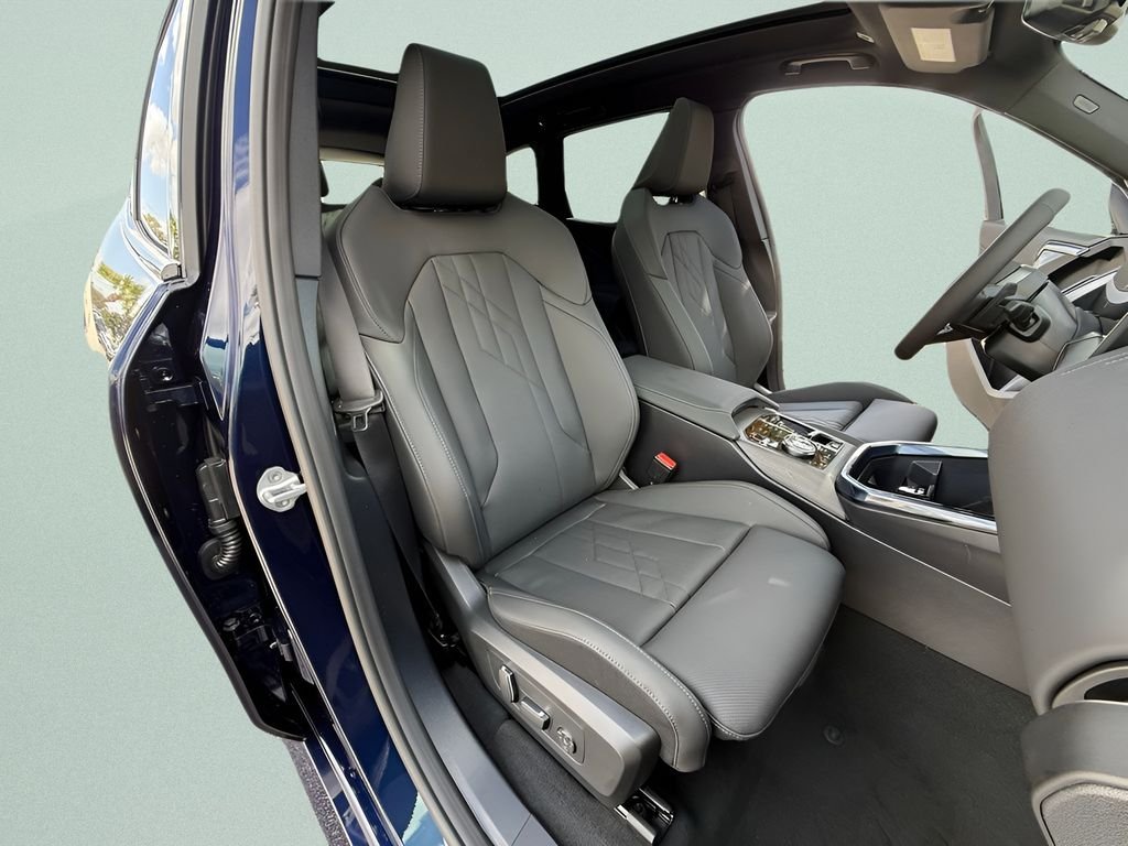 New 2026 Tanzanite Blue II Metallic BMW 30 xDrive image 20