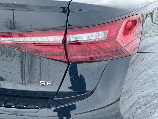 2025 Volkswagen Jetta SE - Photo 14
