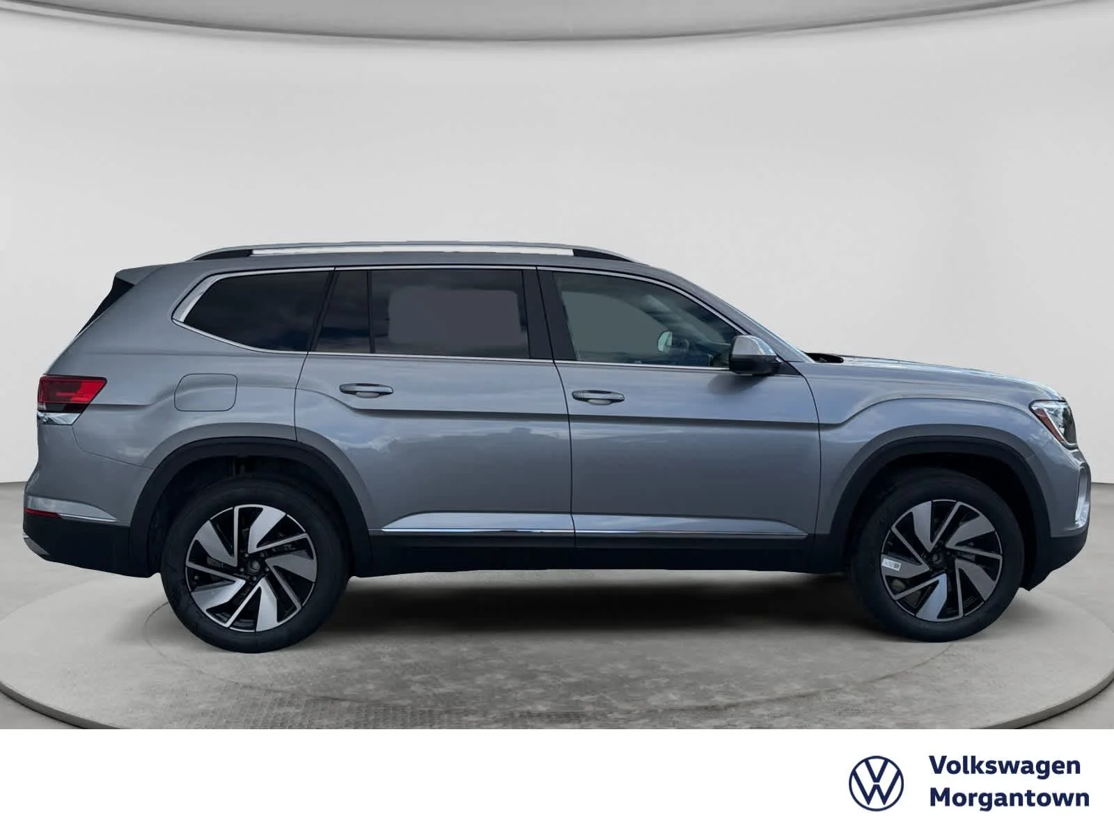 New 2026 Silver Mist Metallic Volkswagen 2.0T SEL image 4