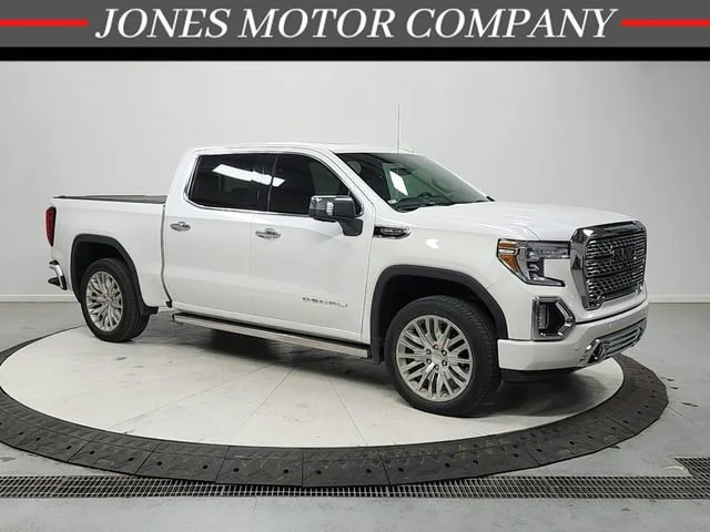 2019 GMC Sierra 4WD Crew Cab Short Box's photo